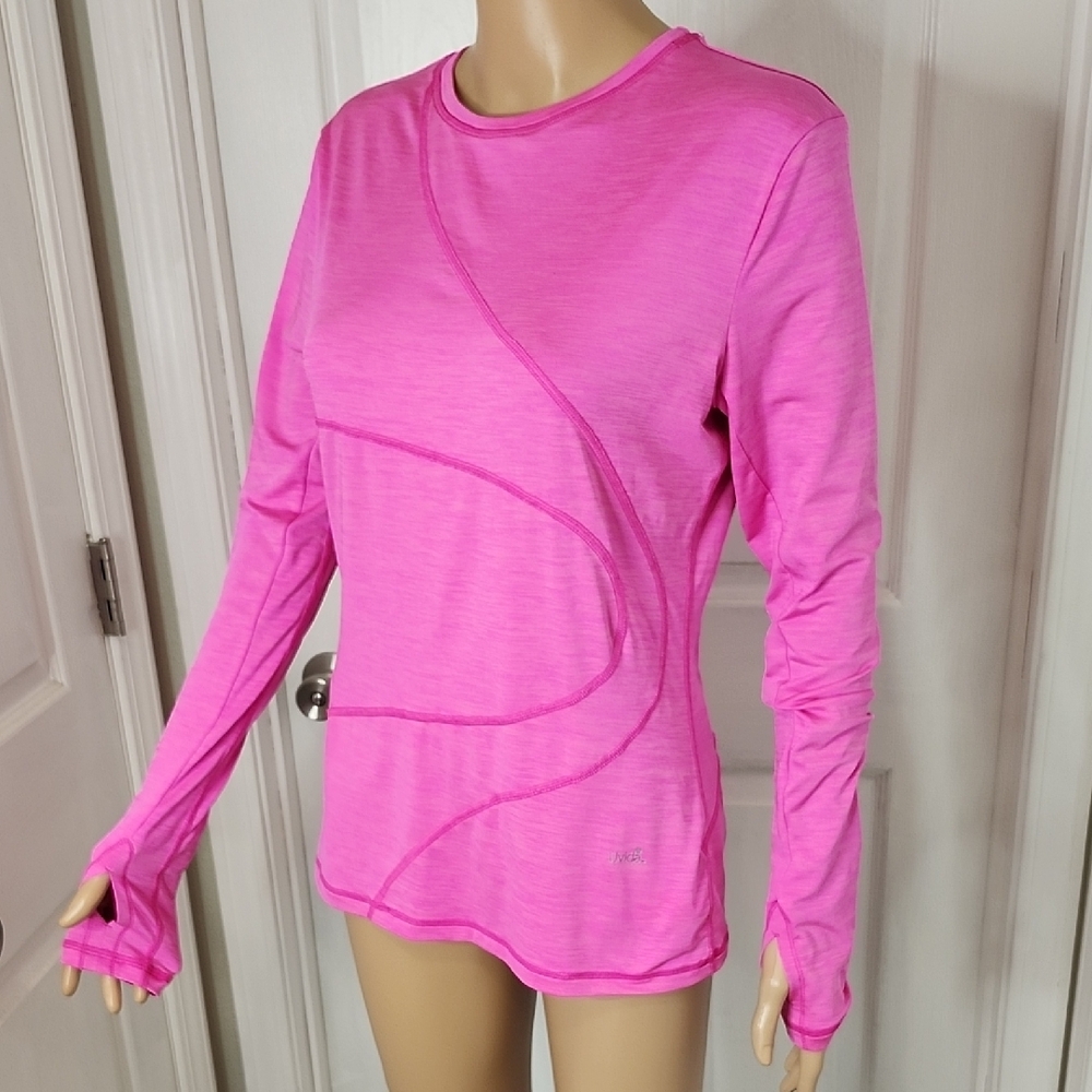 UVIDA Pink UV Protective Long Sleeve Athletic Top With Thumb Hole Sleeves